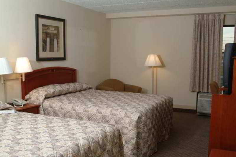 Hampton Inn Woodbridge Room photo