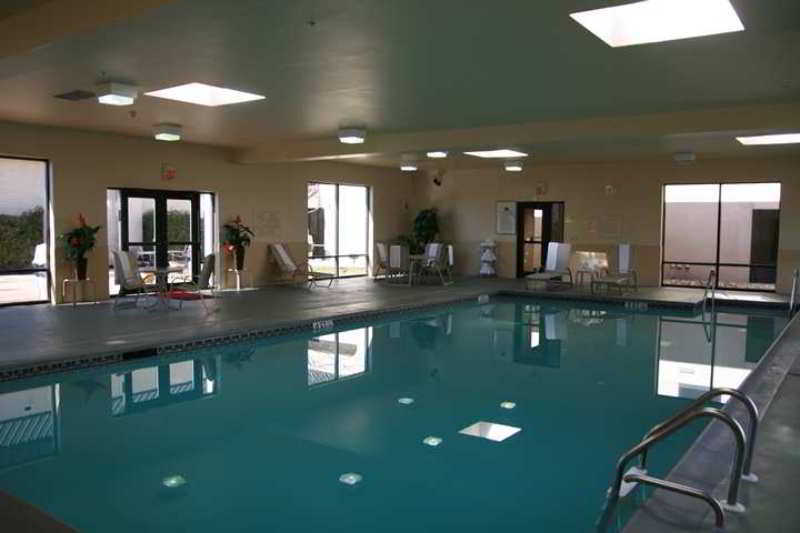 Hampton Inn Woodbridge Facilities photo